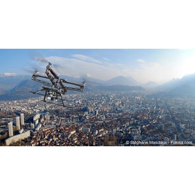 Des drones non identifiés survolent Paris sans pouvoir en être empêchés